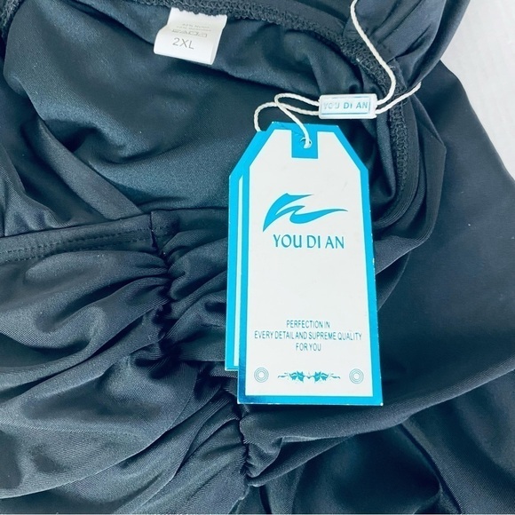 You Di An Tummy Control Ruched Keyhole Front One Piece Swimsuit - Picture 4 of 7